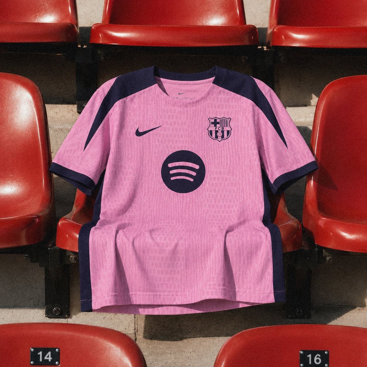 MAILLOT FC BARCELONA – PINK EDITION 2025/26